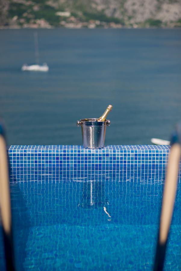 Stoliva Residence With Infinity Pool 코토르 외부 사진